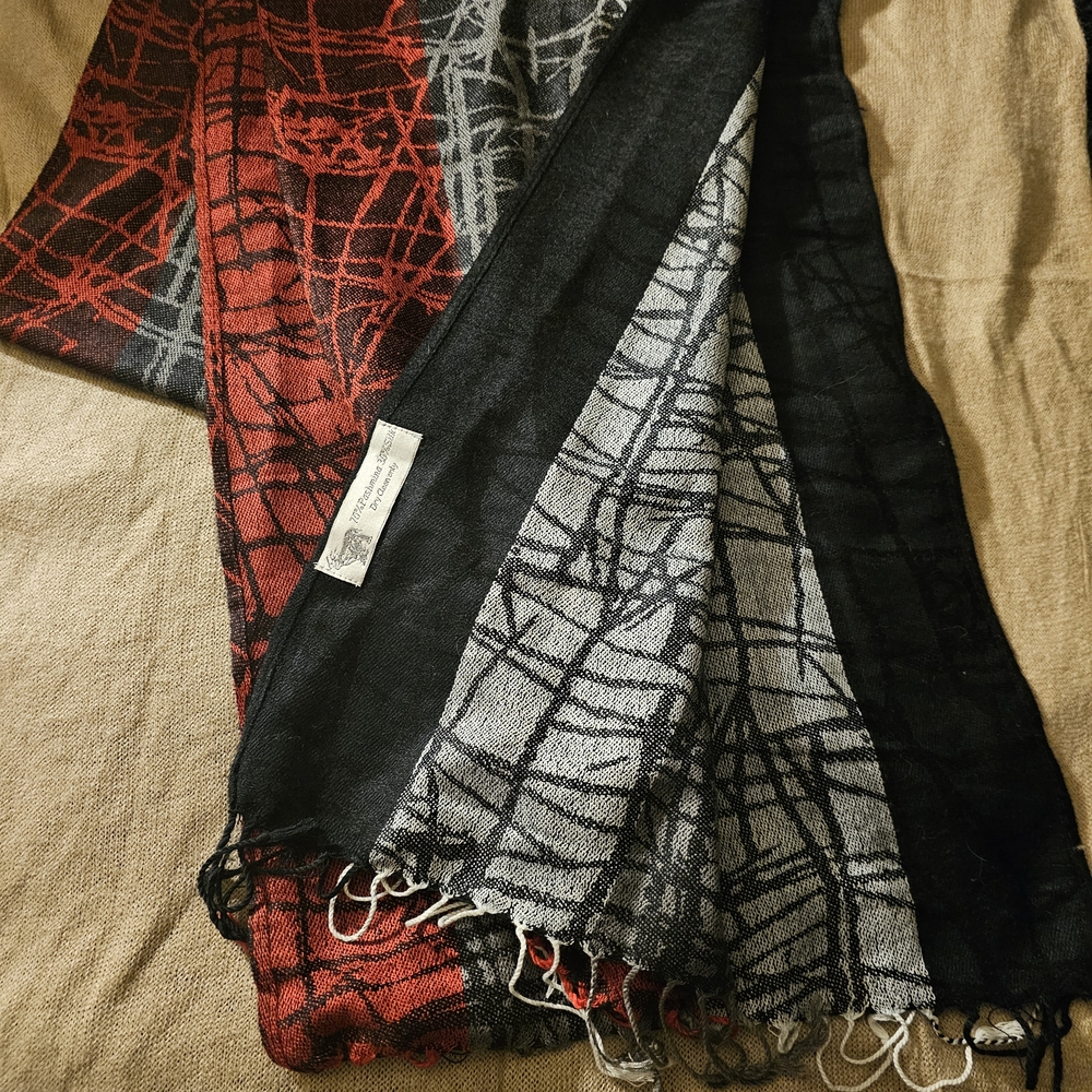 NWOT Cashmere And Silk Blend Red Black And Gray Patterned Scarf